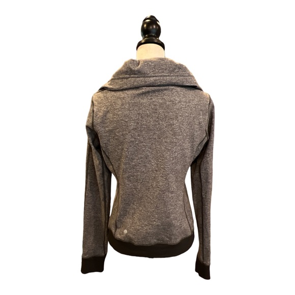 Lululemon Be Present Grey Jacket - Picture 4 of 7